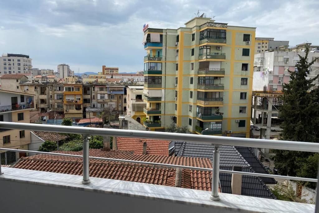Sunlit House City Center Tiranë Ngoại thất bức ảnh